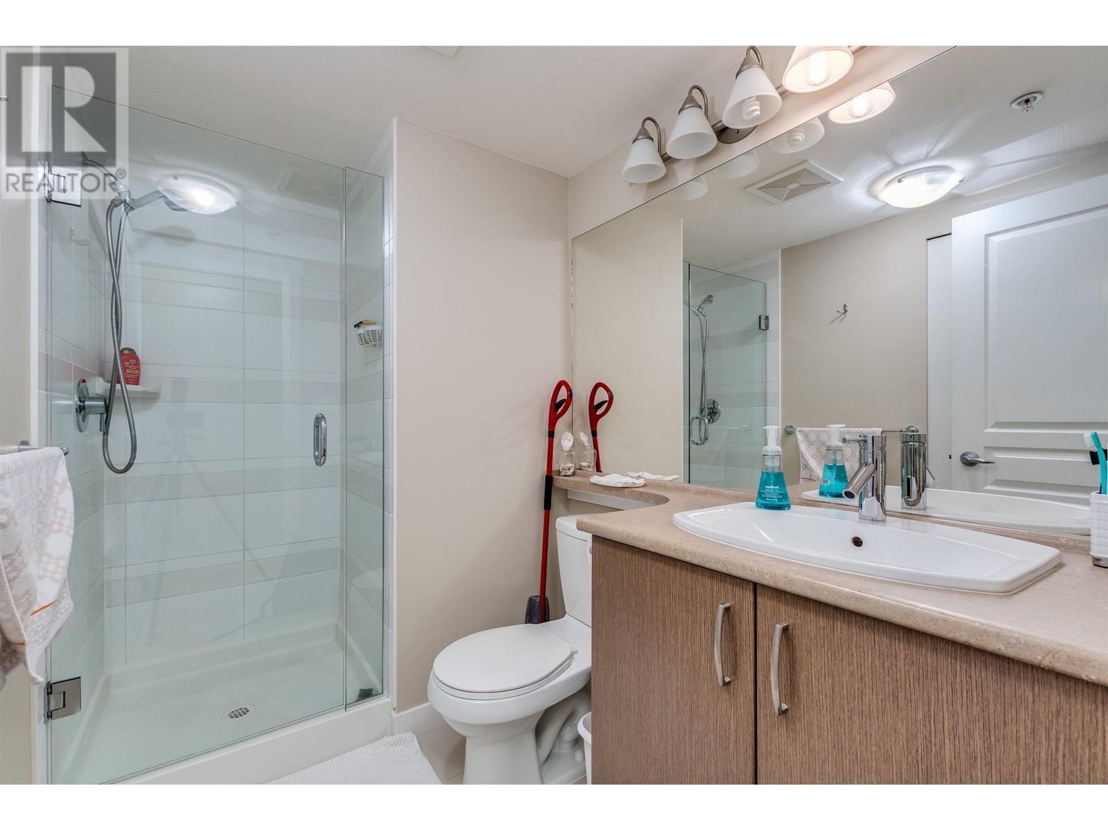 302 3105 Lincoln Avenue, Coquitlam, British Columbia  V3B 0E1 - Photo 14 - R2982609