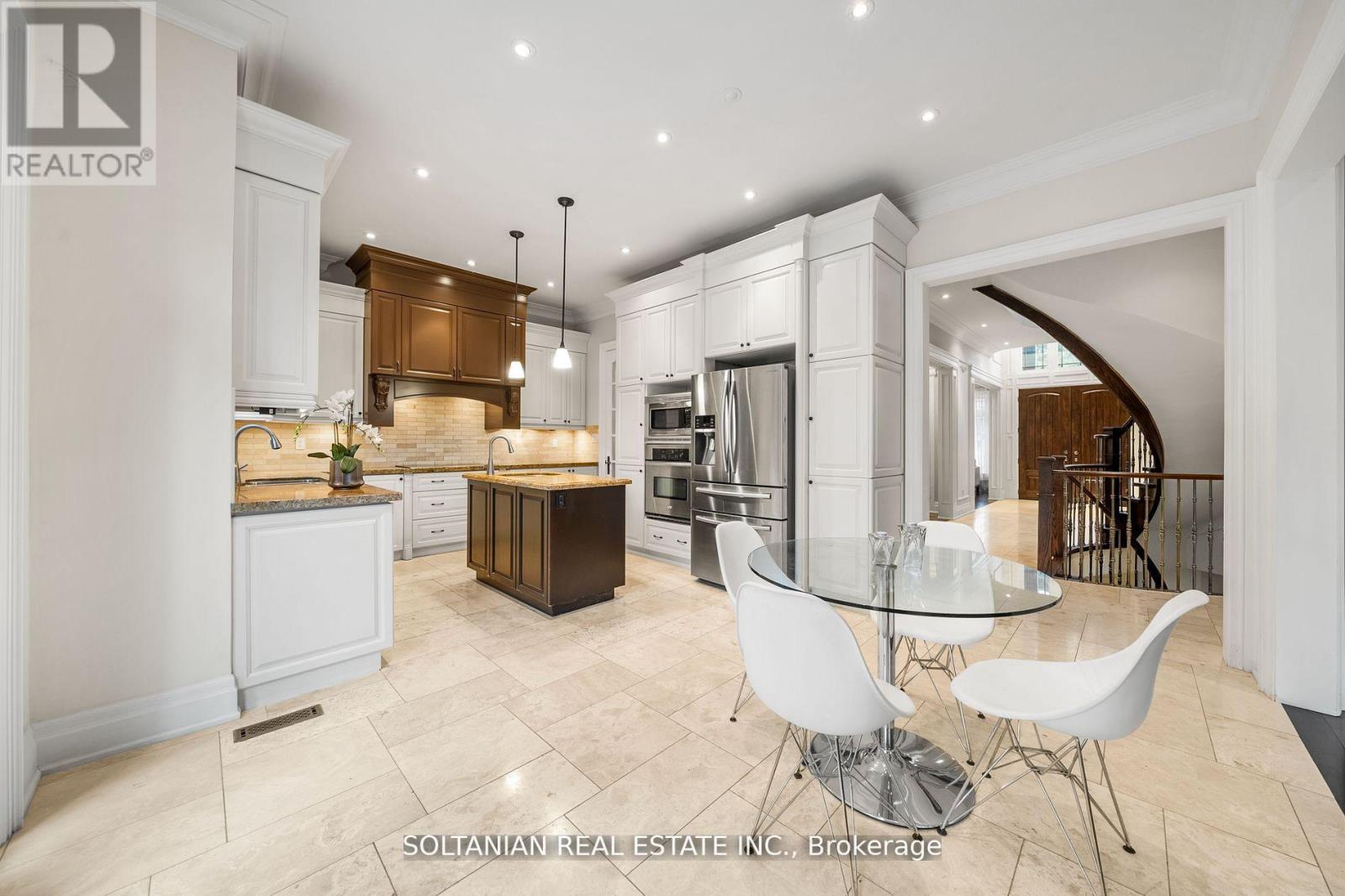 47 Terrace Avenue, Toronto, Ontario  M2R 1G1 - Photo 12 - C12047801
