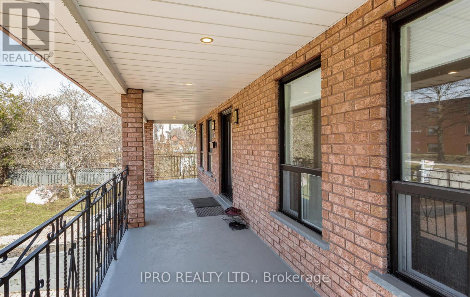 Property at 103 ALLINGHAM GARDENS image 3