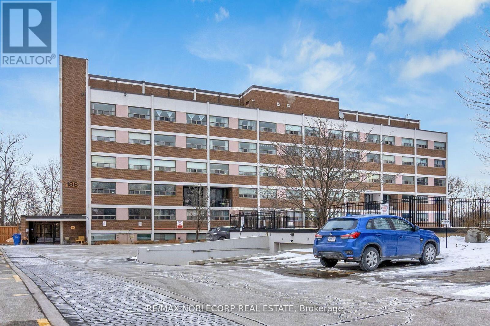Property at 219 - 188 MILL STREET S image 1