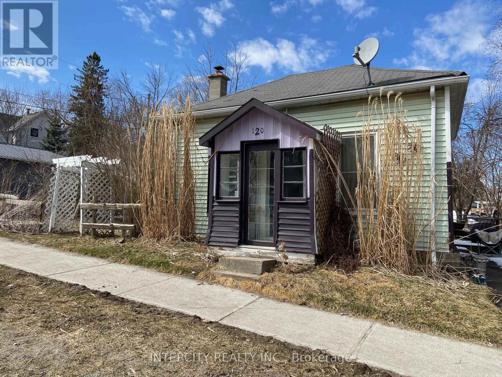 120 Second Avenue E, Shelburne, Ontario  L9V 3A7 - Photo 2 - X12047780
