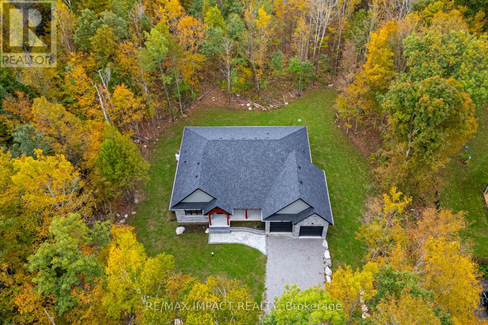 Property at 11 MAPLEWOOD COURT image 4
