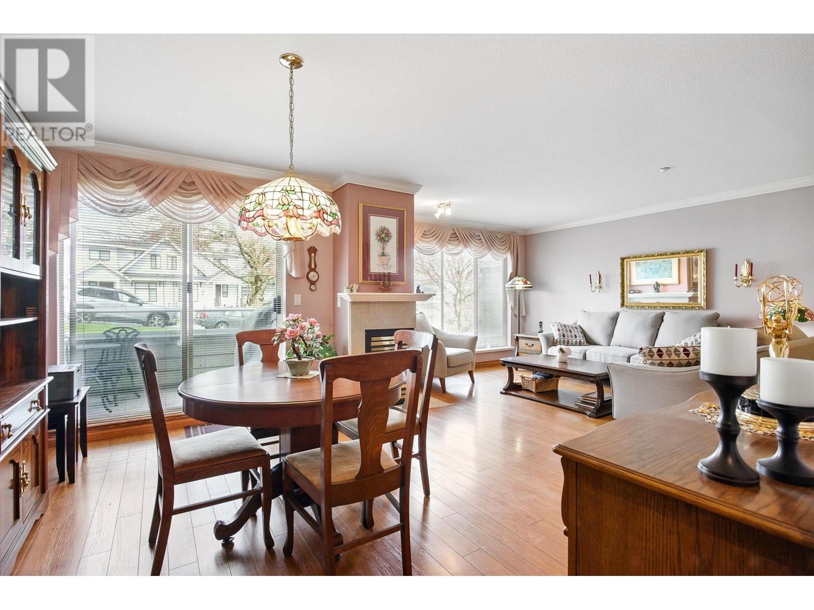52 323 GOVERNORS COURT, new westminster, British Columbia
