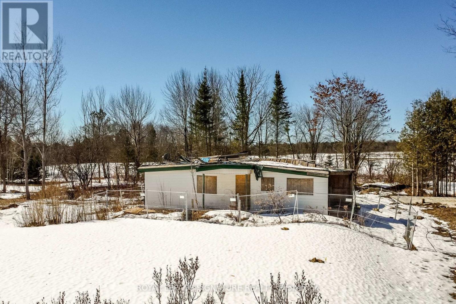 2322 N Orr Lake Road, Springwater, Ontario  L0L 1P0 - Photo 2 - S12024436