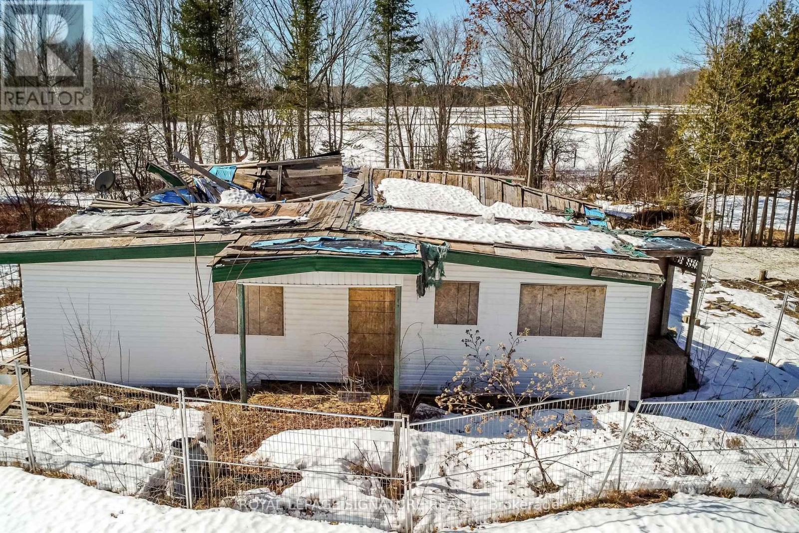 2322 N Orr Lake Road, Springwater, Ontario  L0L 1P0 - Photo 3 - S12024436