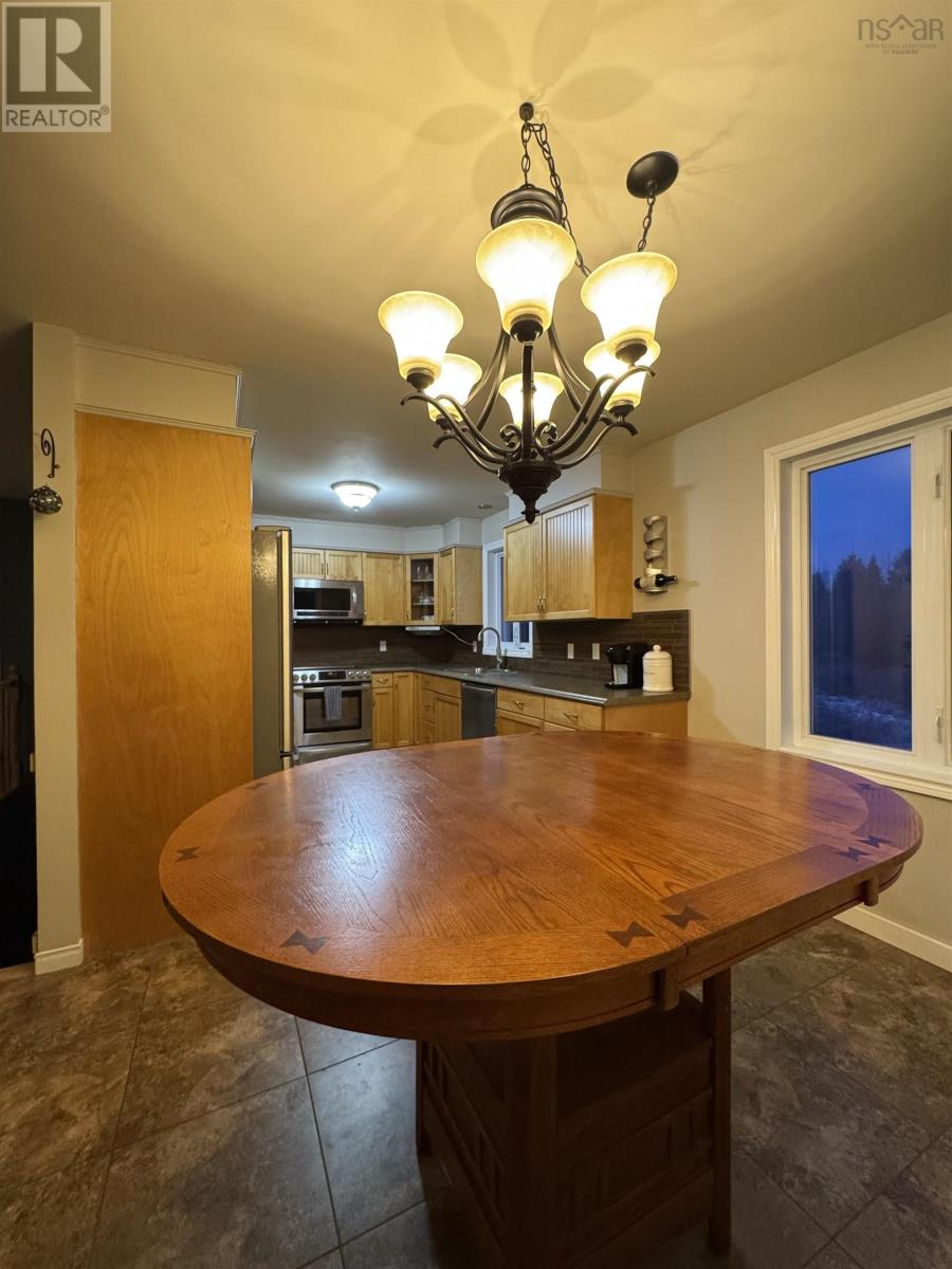 42 Blackie Road, Pictou, Nova Scotia  B0K 1H0 - Photo 10 - 202506132