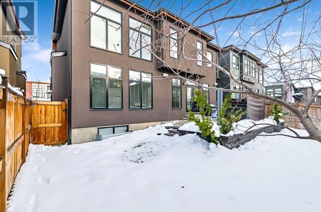 Property at 86 West Point Mews SW image 3