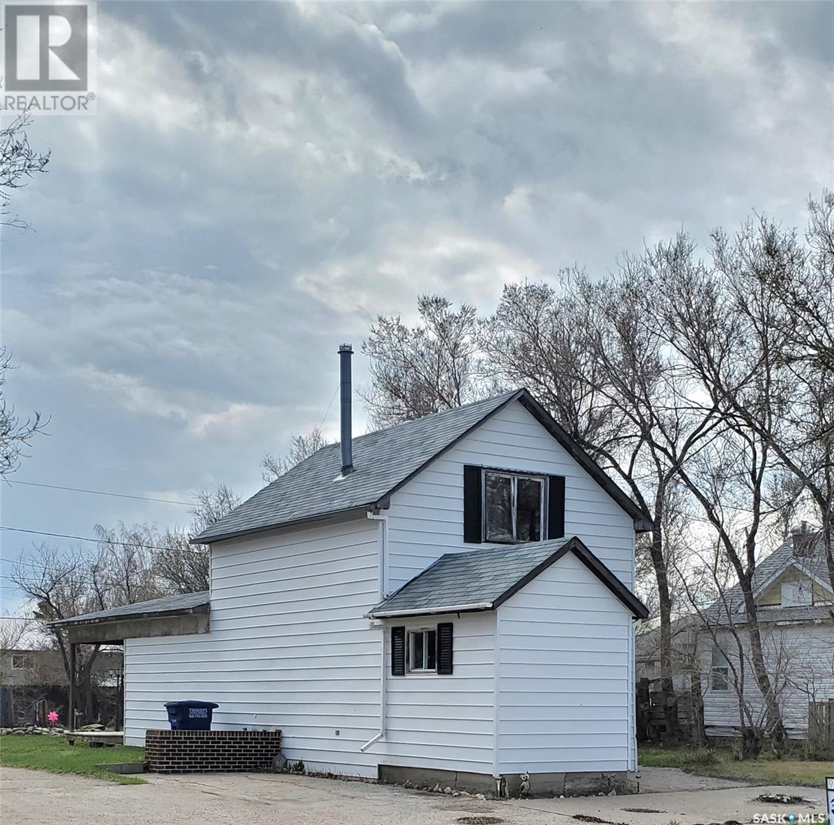 321 1st Street W, Ponteix, Saskatchewan  S0N 1Z0 - Photo 43 - SK000038