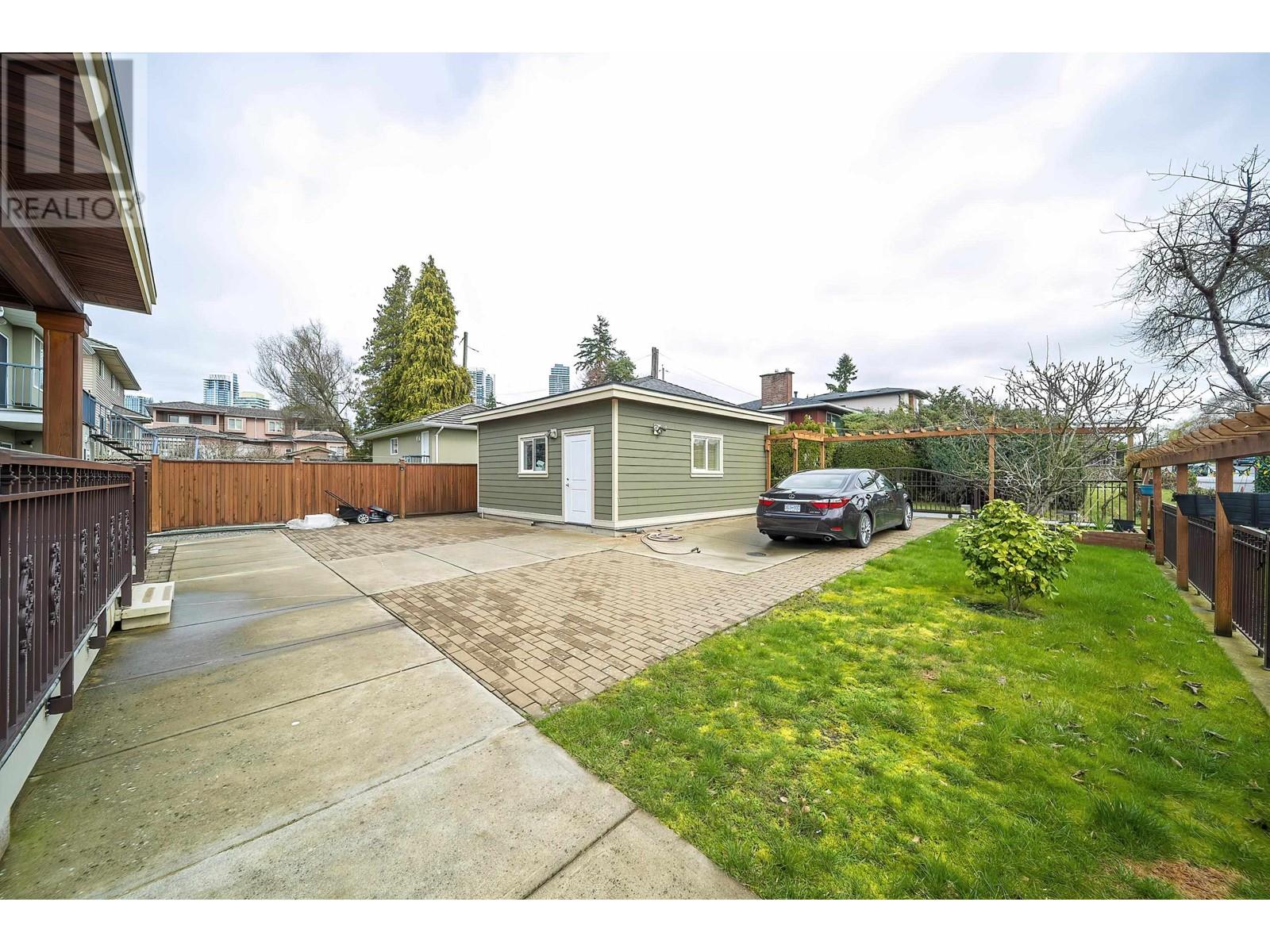 4319 Greta Street, Burnaby, British Columbia  V5J 1N9 - Photo 32 - R2982185