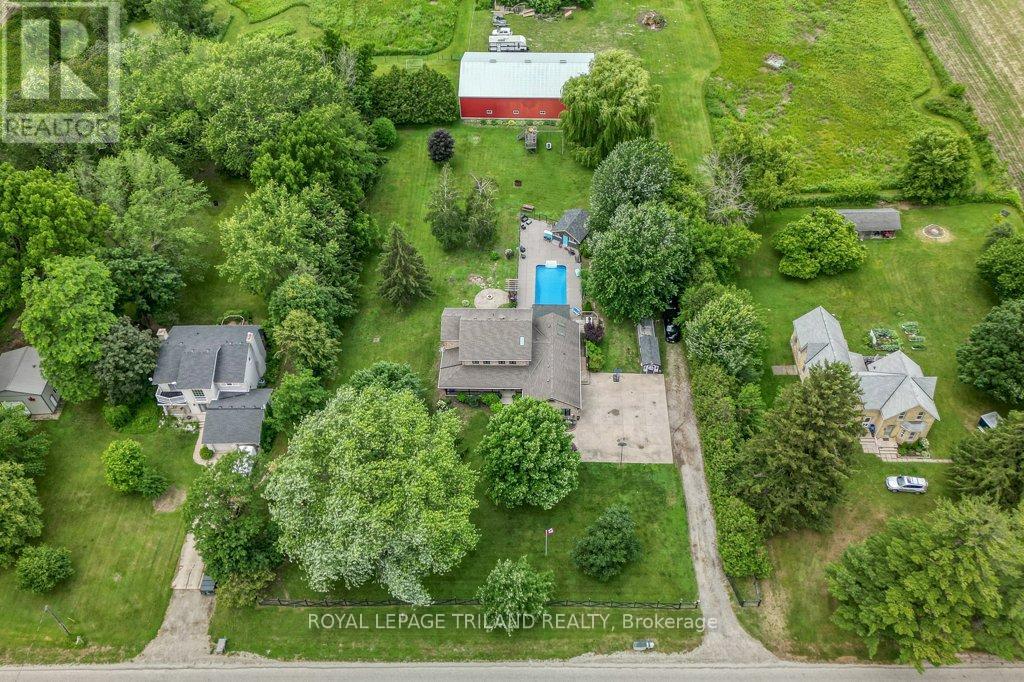 24920 Marsh Line, West Elgin, Ontario  N0L 2P0 - Photo 15 - X12048129
