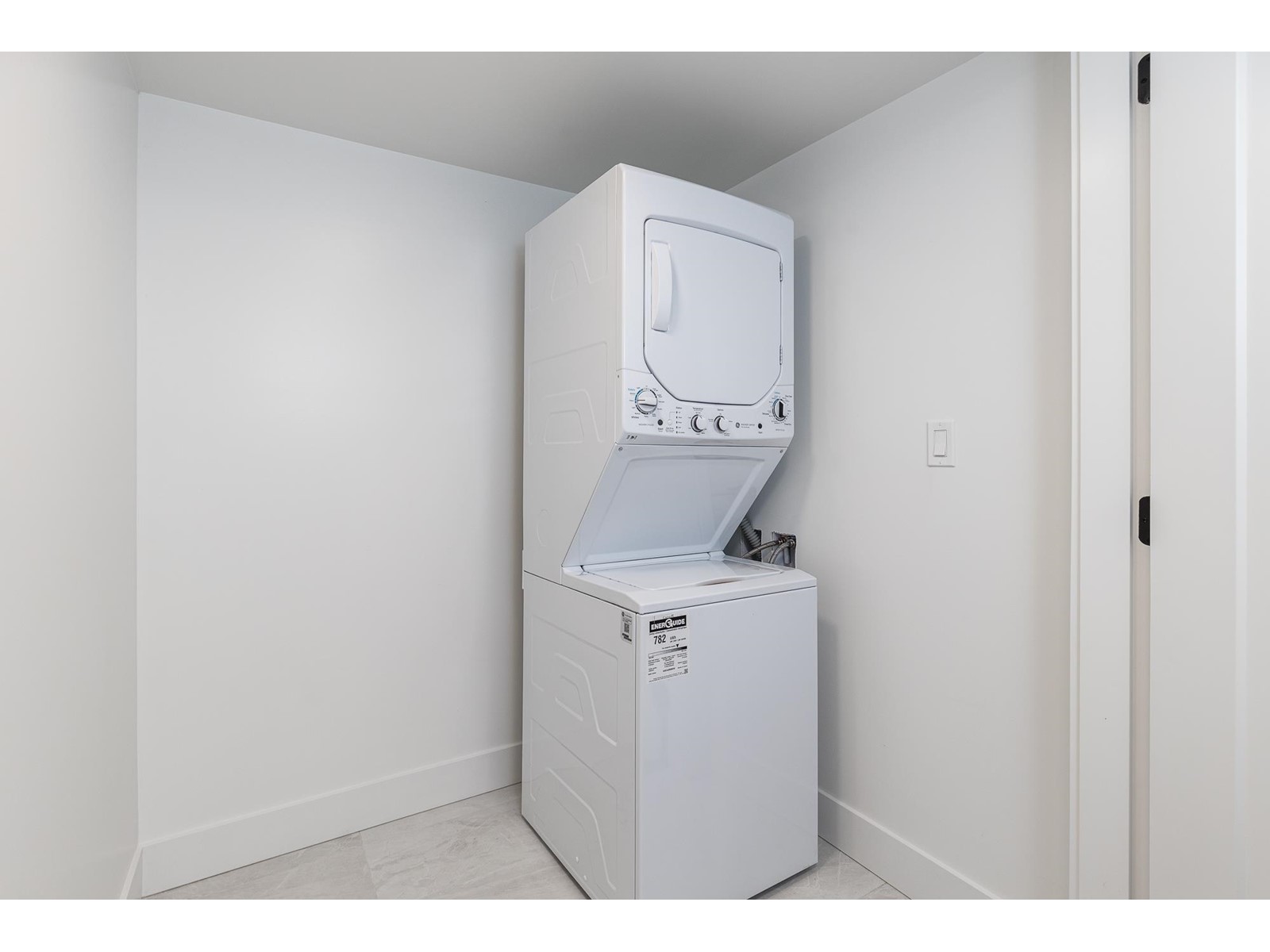 16742 20a Avenue, Surrey, British Columbia  V3Z 1J4 - Photo 33 - R2981995