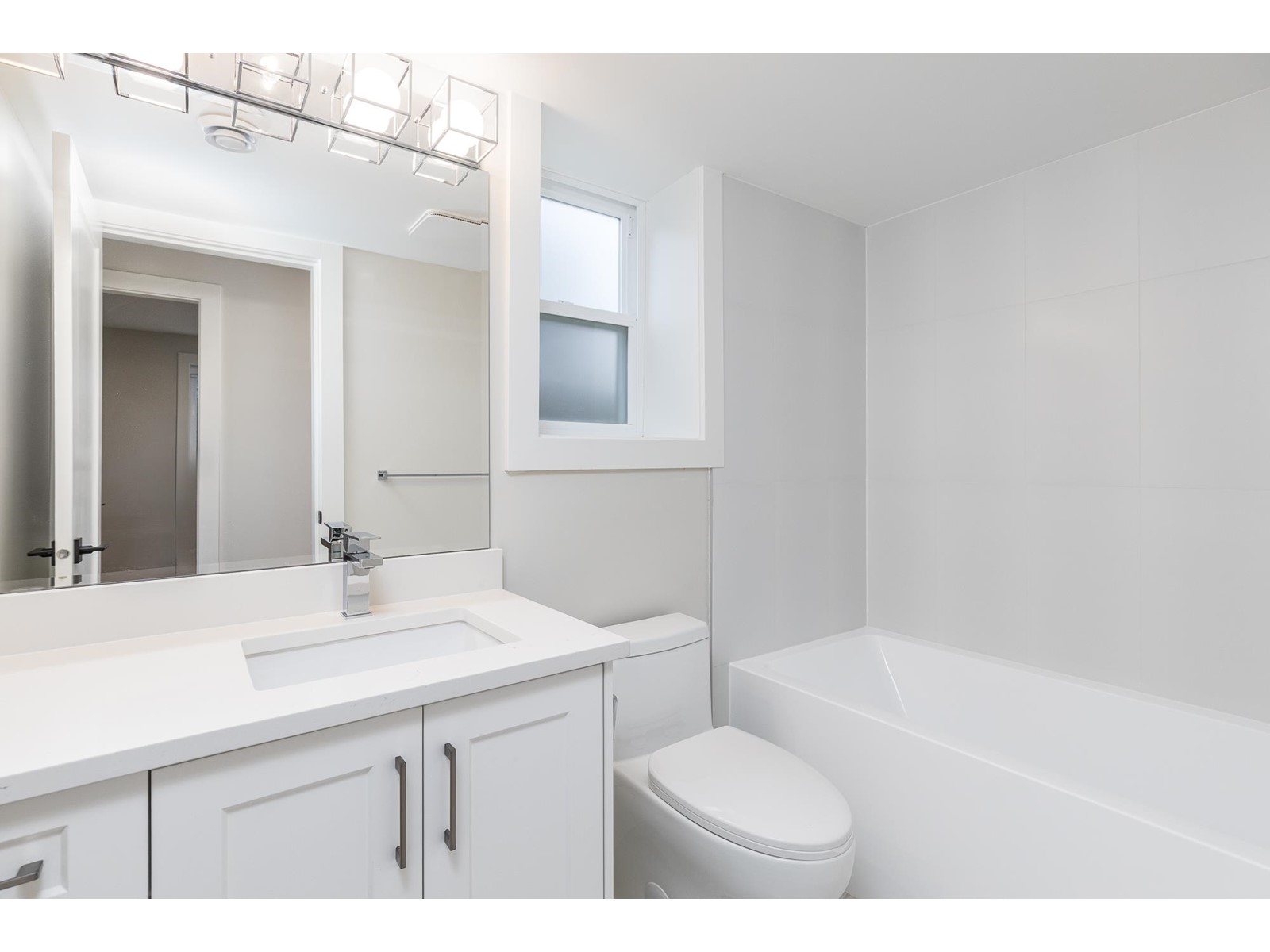 16742 20a Avenue, Surrey, British Columbia  V3Z 1J4 - Photo 34 - R2981995