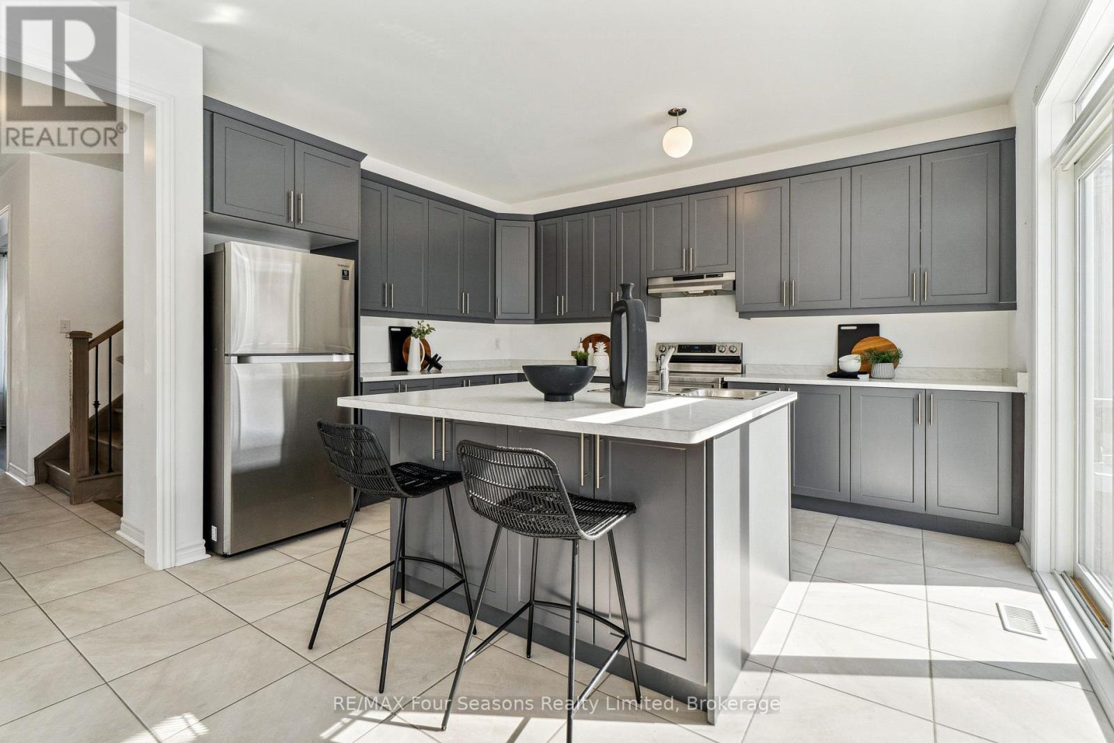 12 Mclean Avenue, Collingwood, Ontario  L9Y 3V2 - Photo 12 - S12048038