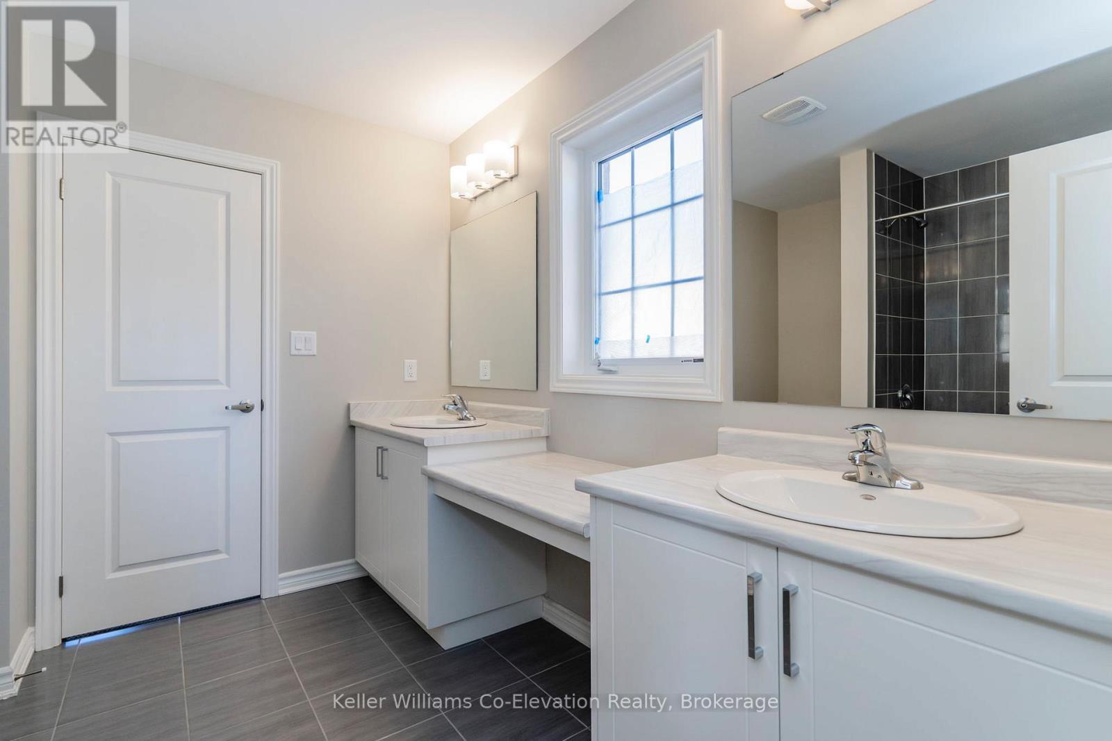 264 Springfield Crescent, Clearview (Stayner), Ontario  L0M 1S0 - Photo 32 - S12048052