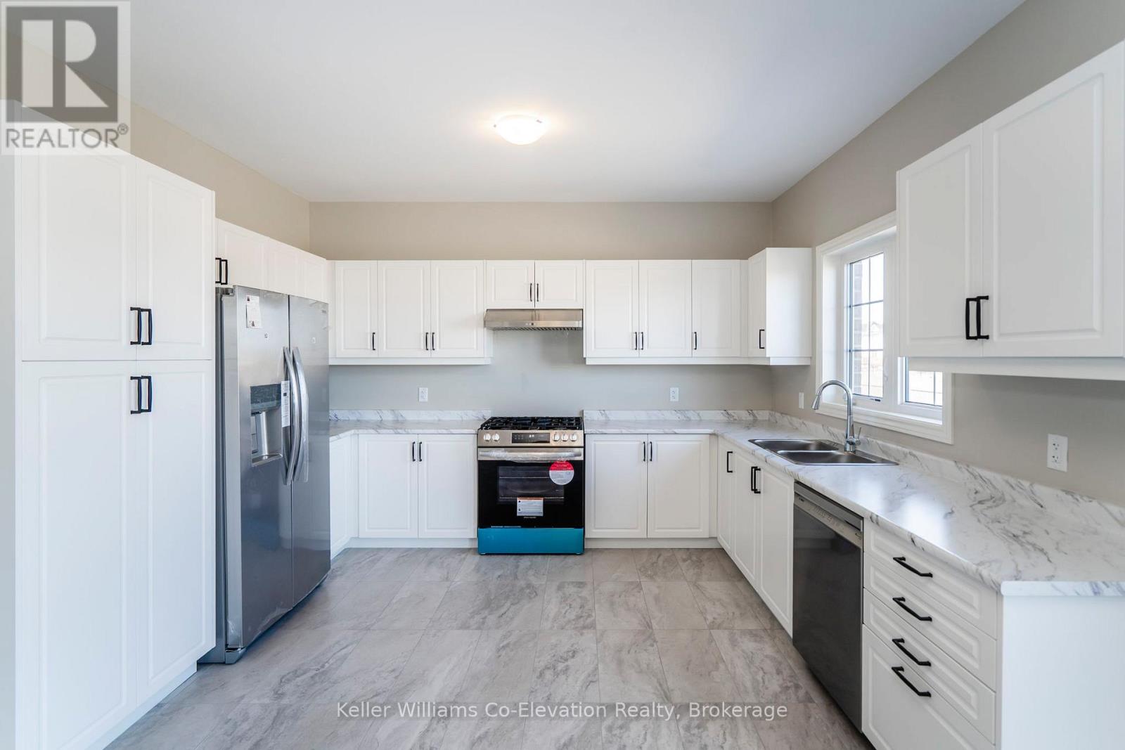 264 Springfield Crescent, Clearview (Stayner), Ontario  L0M 1S0 - Photo 5 - S12048052