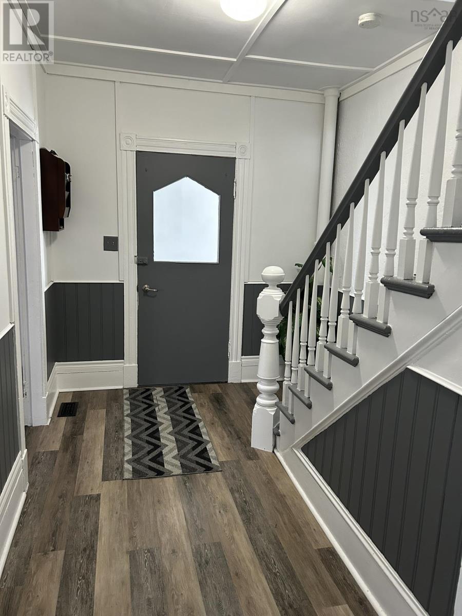 28 Duke Street, Oxford, Nova Scotia  B0M 1P0 - Photo 3 - 202503637