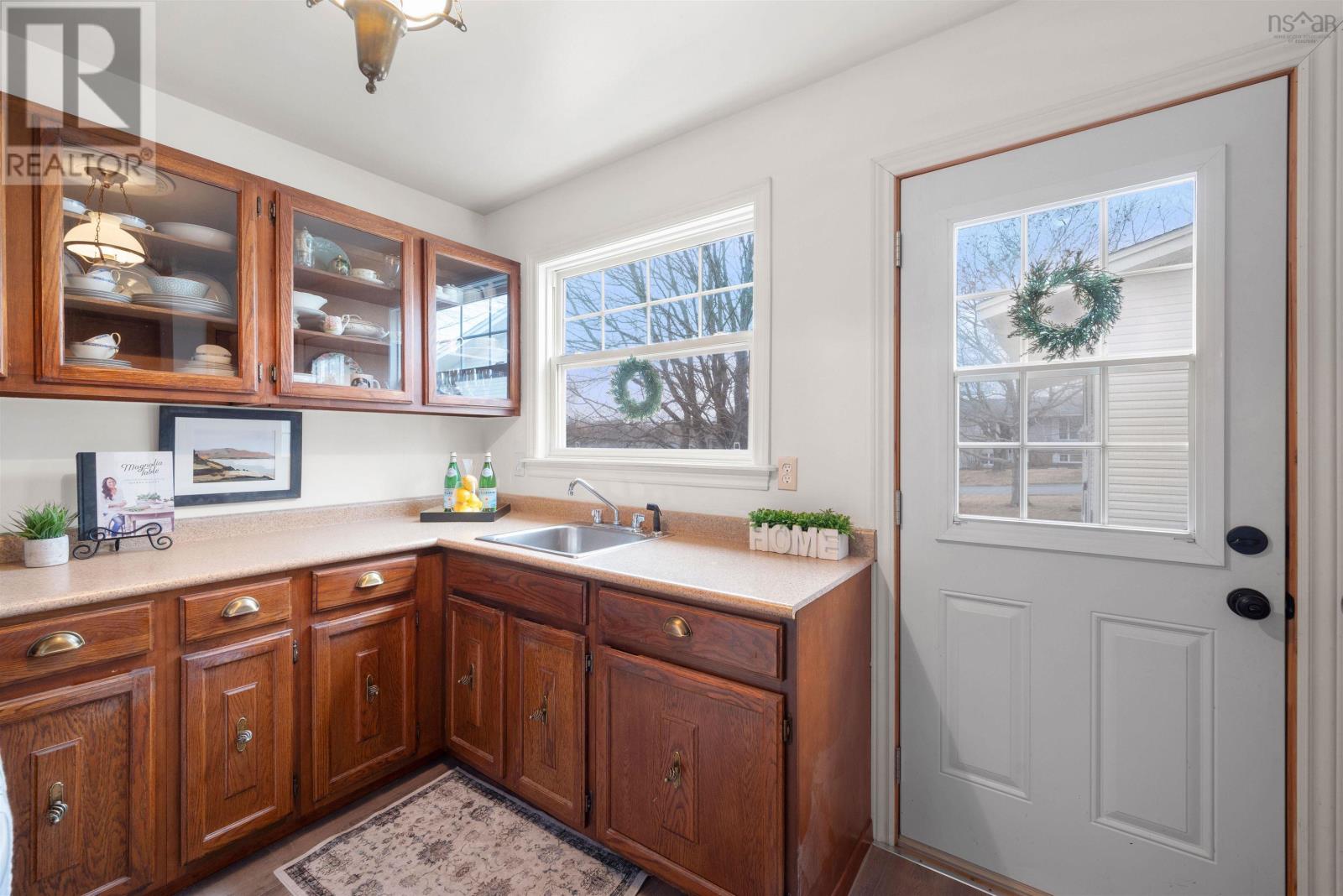 8 Nappan Drive, Lower Sackville, Nova Scotia  B4C 2E2 - Photo 6 - 202505153