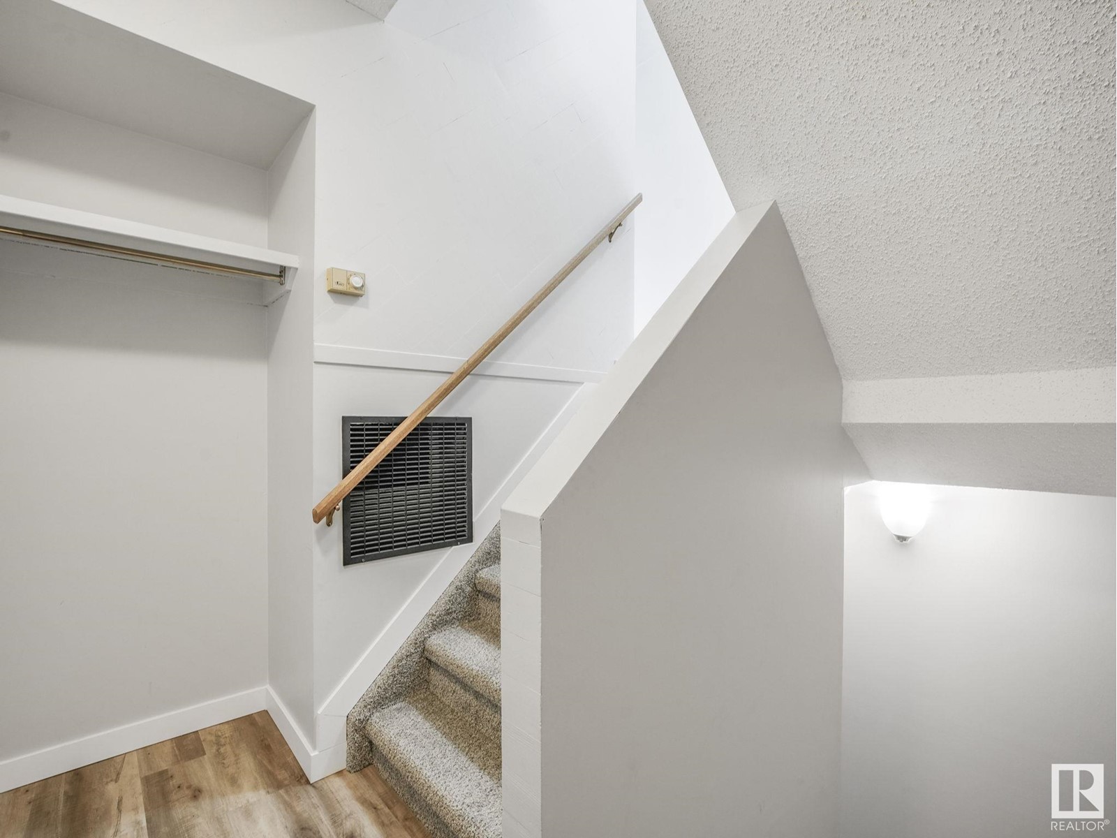 Property at 122 MORIN MAZE MZ NW image 5