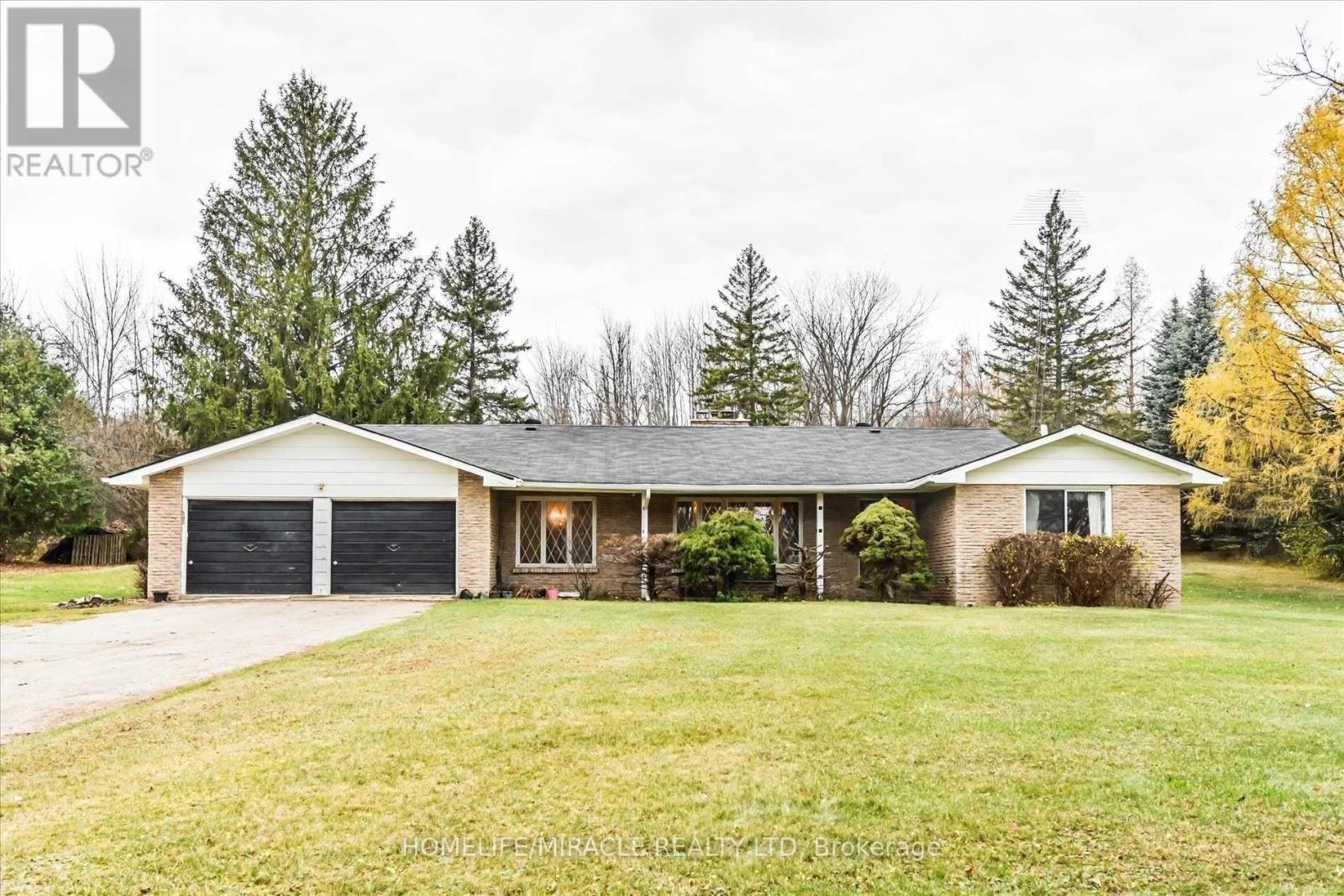 2216 Olde Base Line Road, Caledon, Ontario  L7C 0J3 - Photo 2 - W12048012
