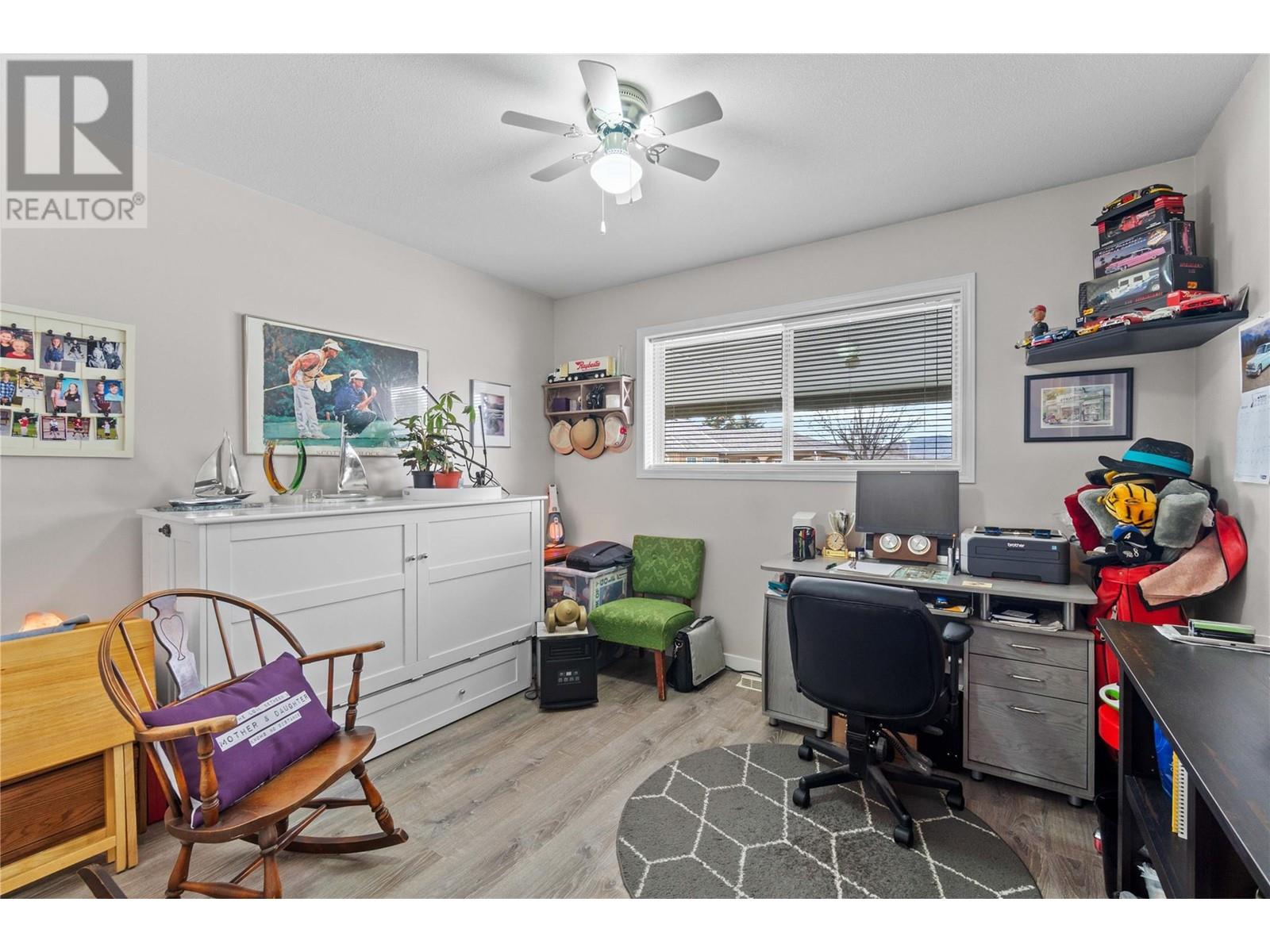 Property at 2210 Louie Drive Unit# 14 image 4