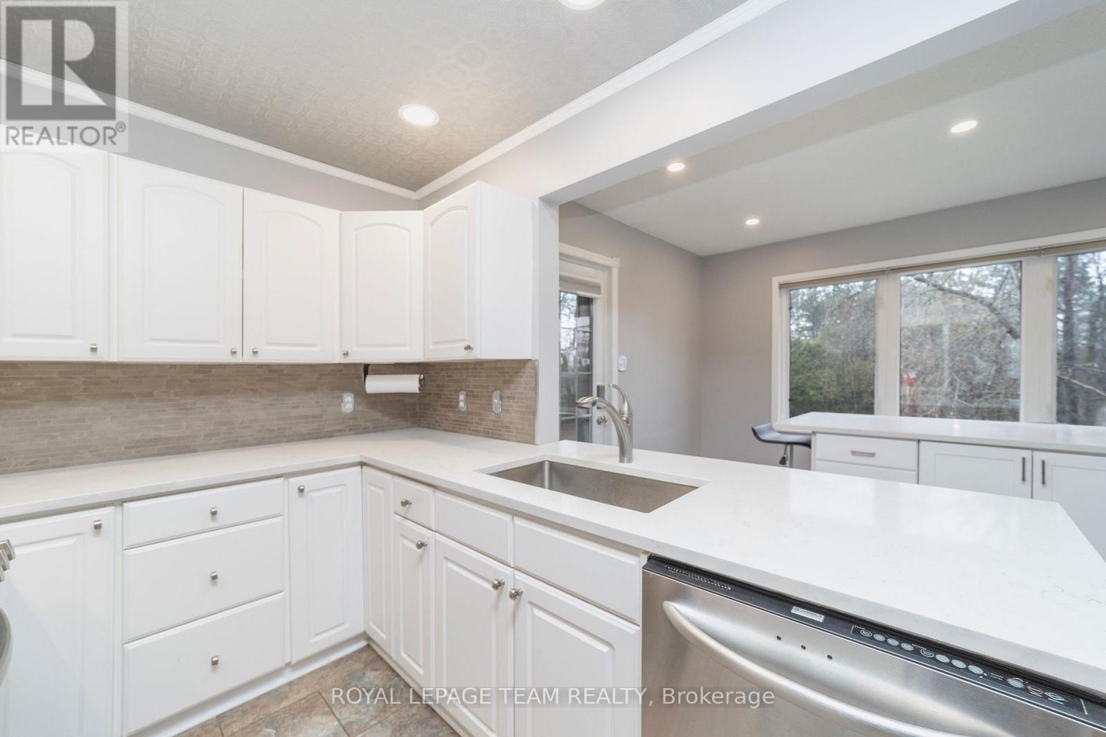 1080 Perth Road N, Beckwith, Ontario  K7A 4S7 - Photo 15 - X12048172