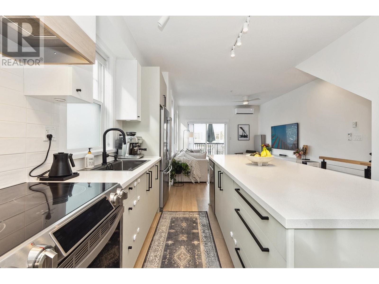 3018 2655 Bedford Street, Port Coquitlam, British Columbia  V3C 0B8 - Photo 12 - R2983105
