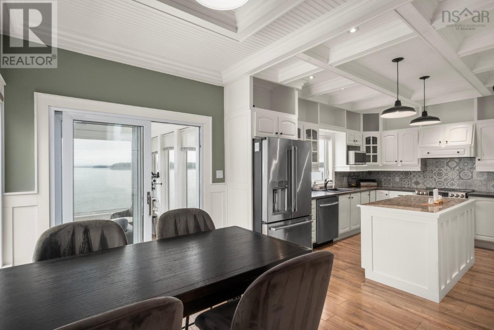 1861 Shore Road, Eastern Passage, Nova Scotia  B3E 1H5 - Photo 15 - 202506137