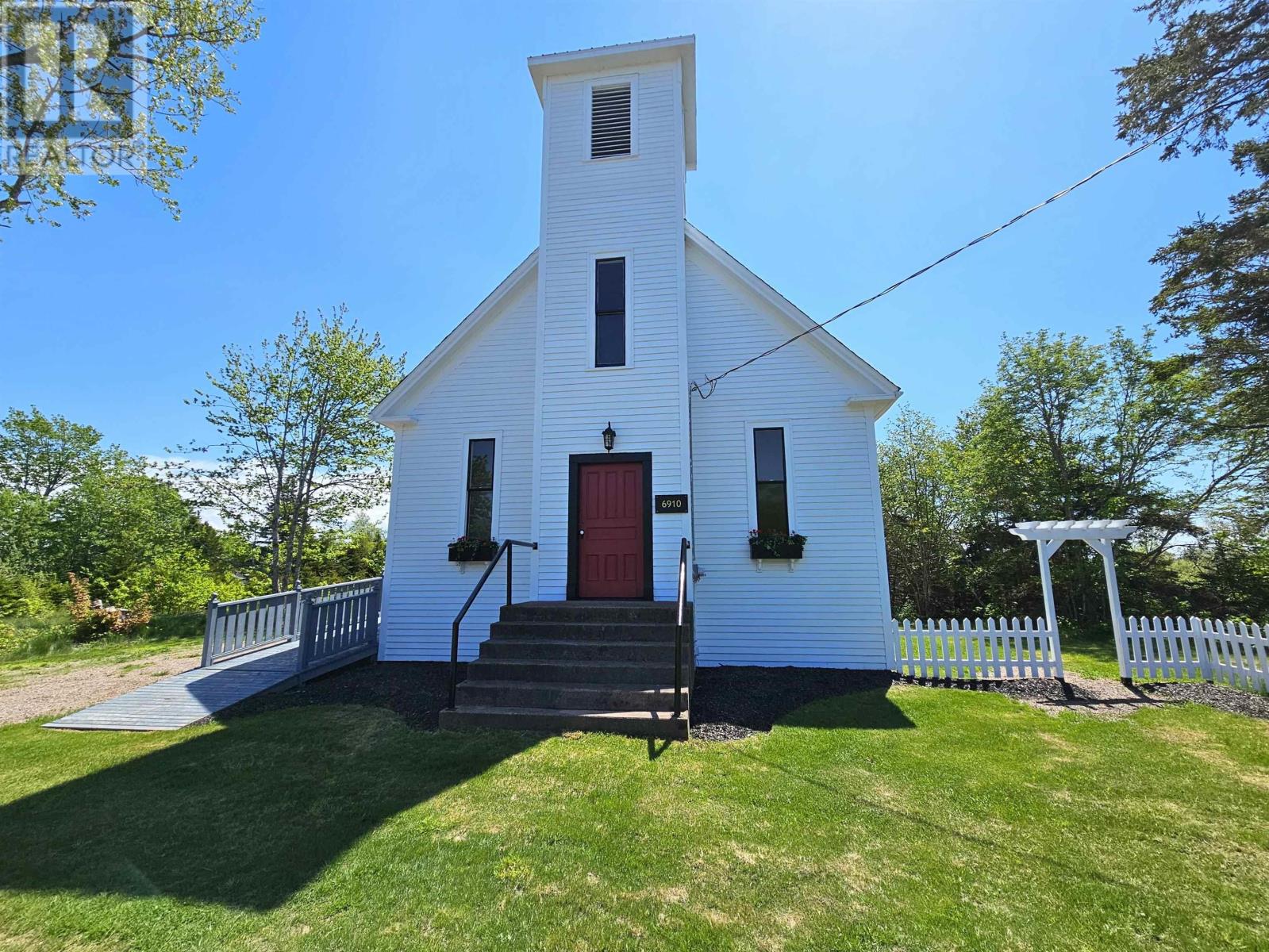 6910 Highway 2, Portapique, Nova Scotia