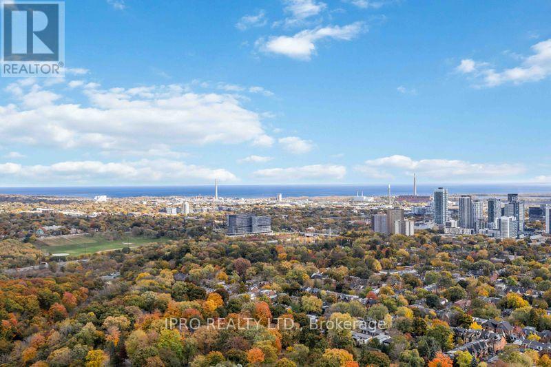 Property at 4218 - 585 BLOOR STREET E image 2