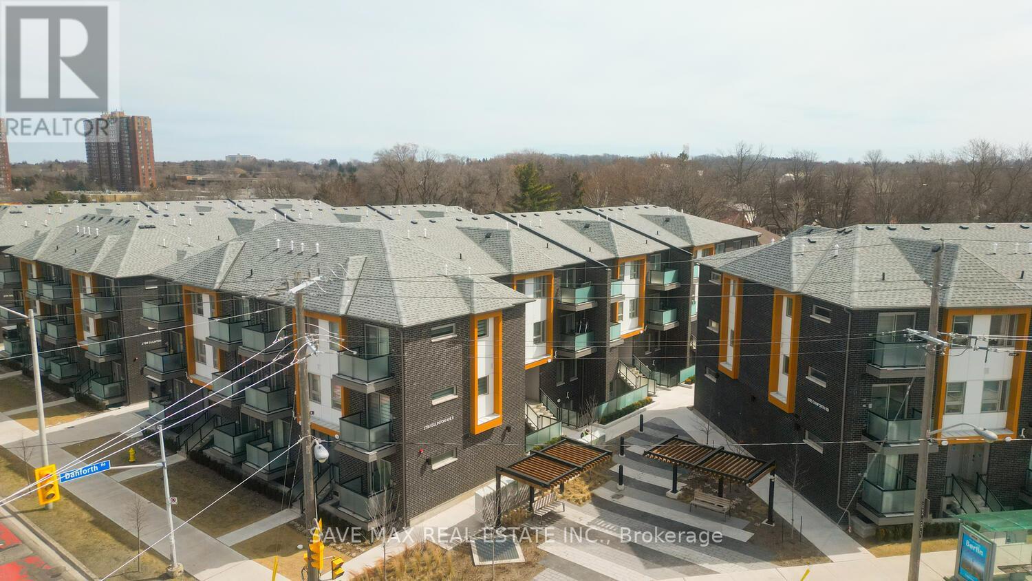 Property at 335 - 2787 EGLINTON AVENUE E image 3