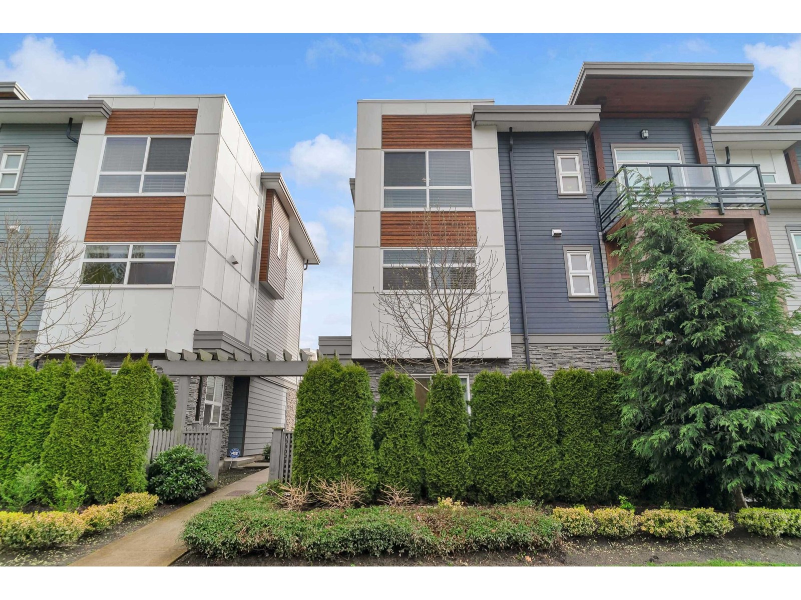 66 7947 209 Street, Langley, British Columbia  V2Y 0Y6 - Photo 2 - R2983161