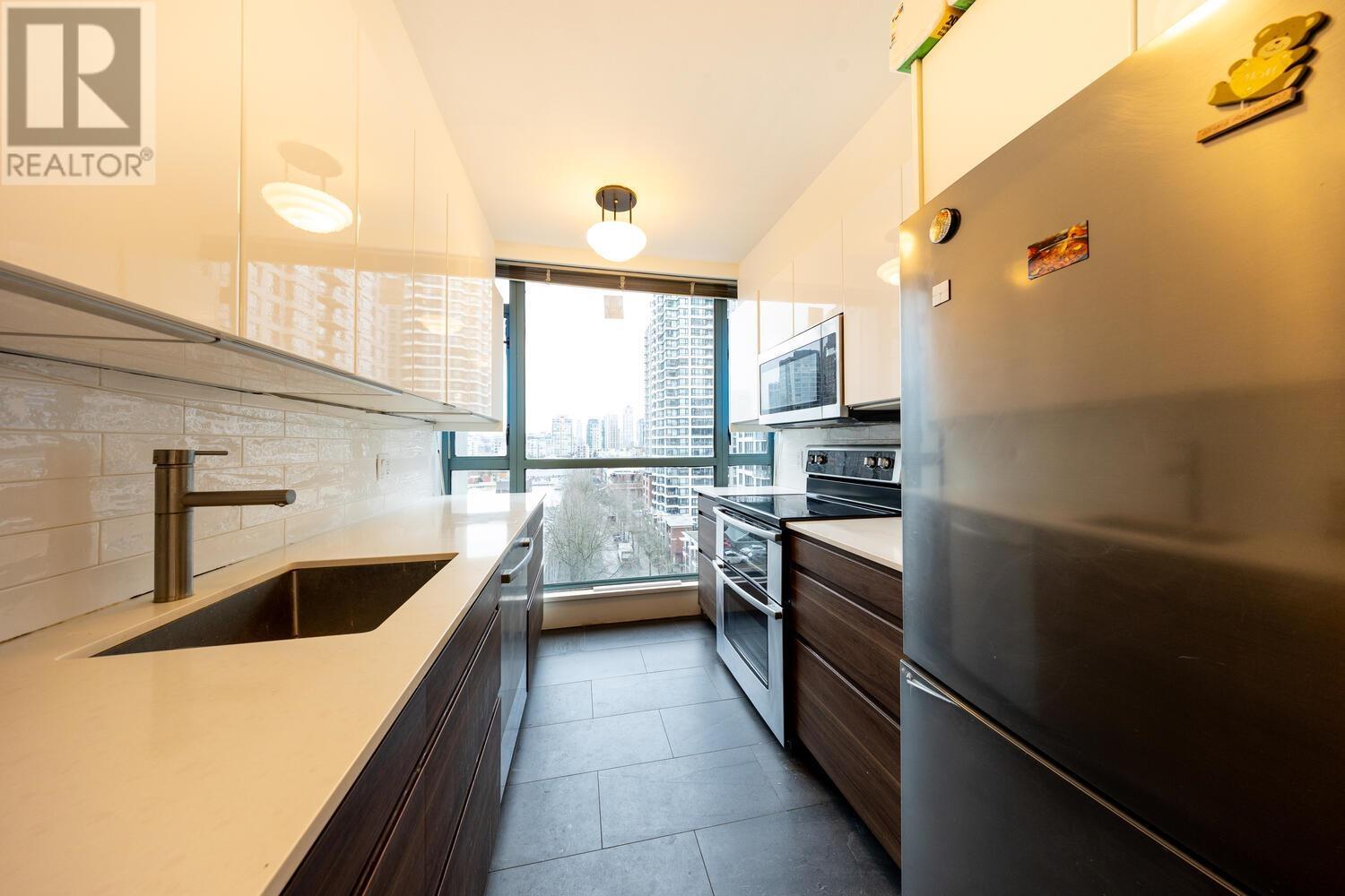 703 888 Hamilton Street, Vancouver, British Columbia  V6B 5W4 - Photo 3 - R2983016