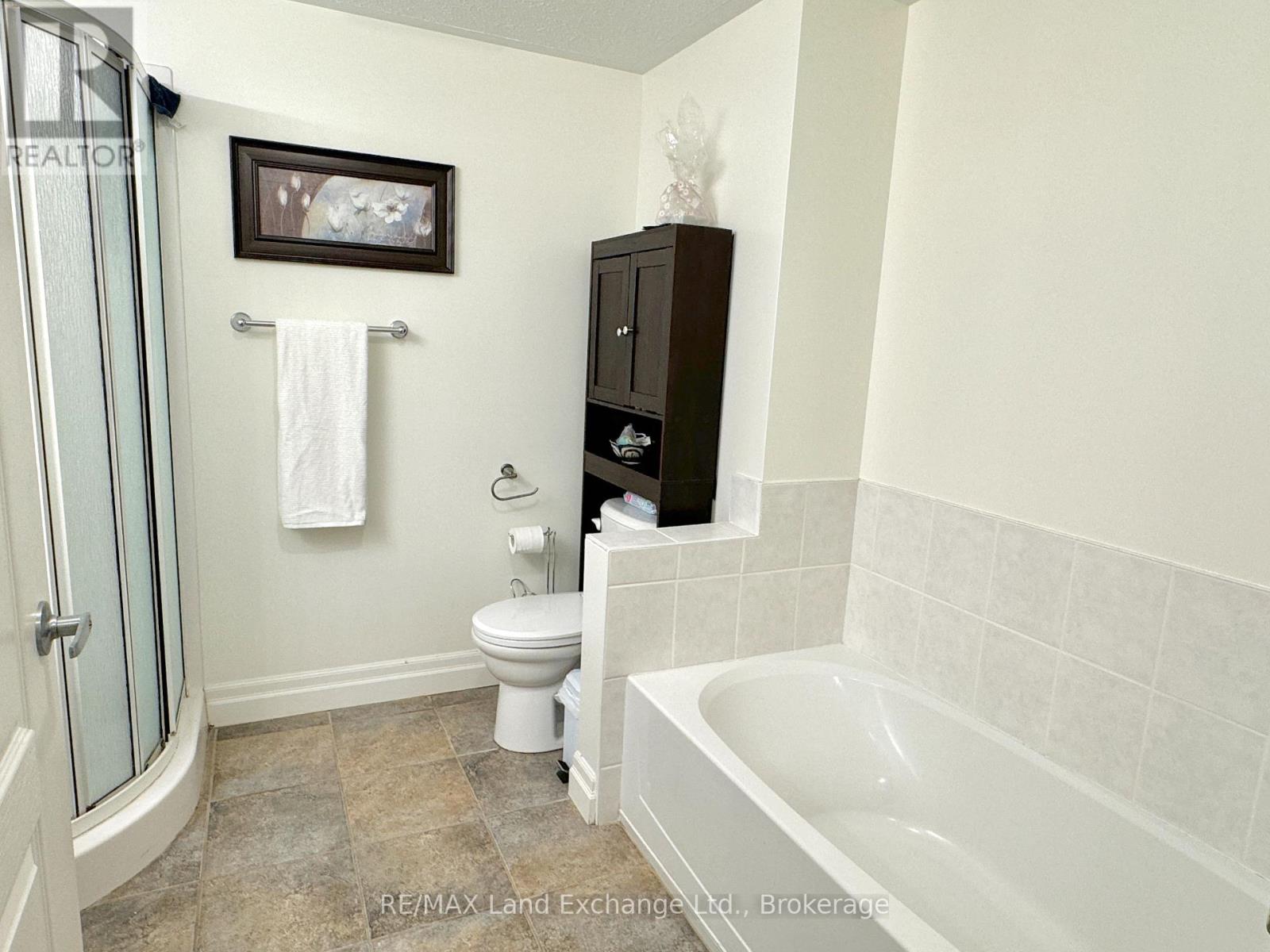 203 - 221 Adelaide Street, Saugeen Shores, Ontario  N0H 2L0 - Photo 13 - X12009857