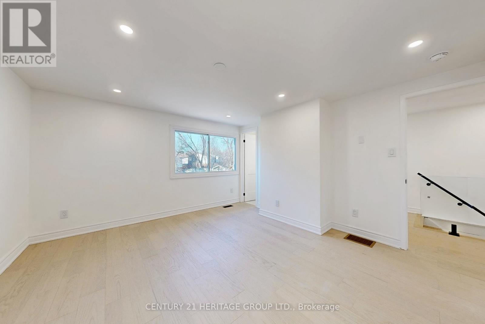 238 William Roe Boulevard, Newmarket, Ontario  L3Y 1B5 - Photo 14 - N12048170