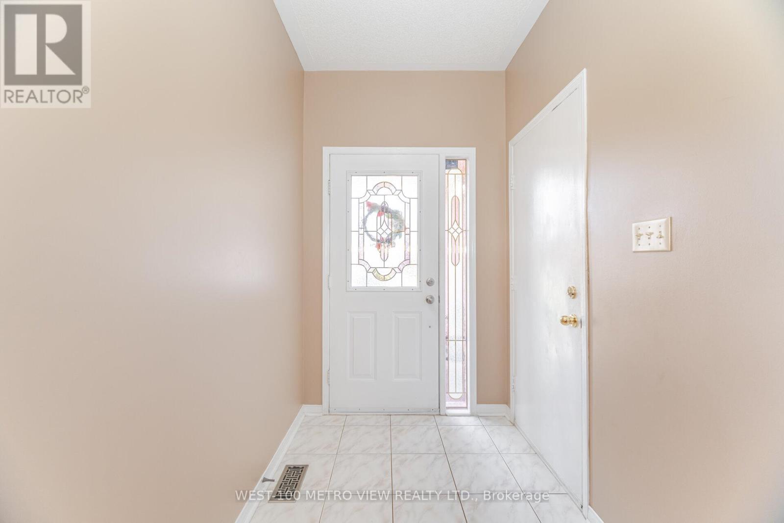 Property at 934 FERNANDEZ DRIVE image 3