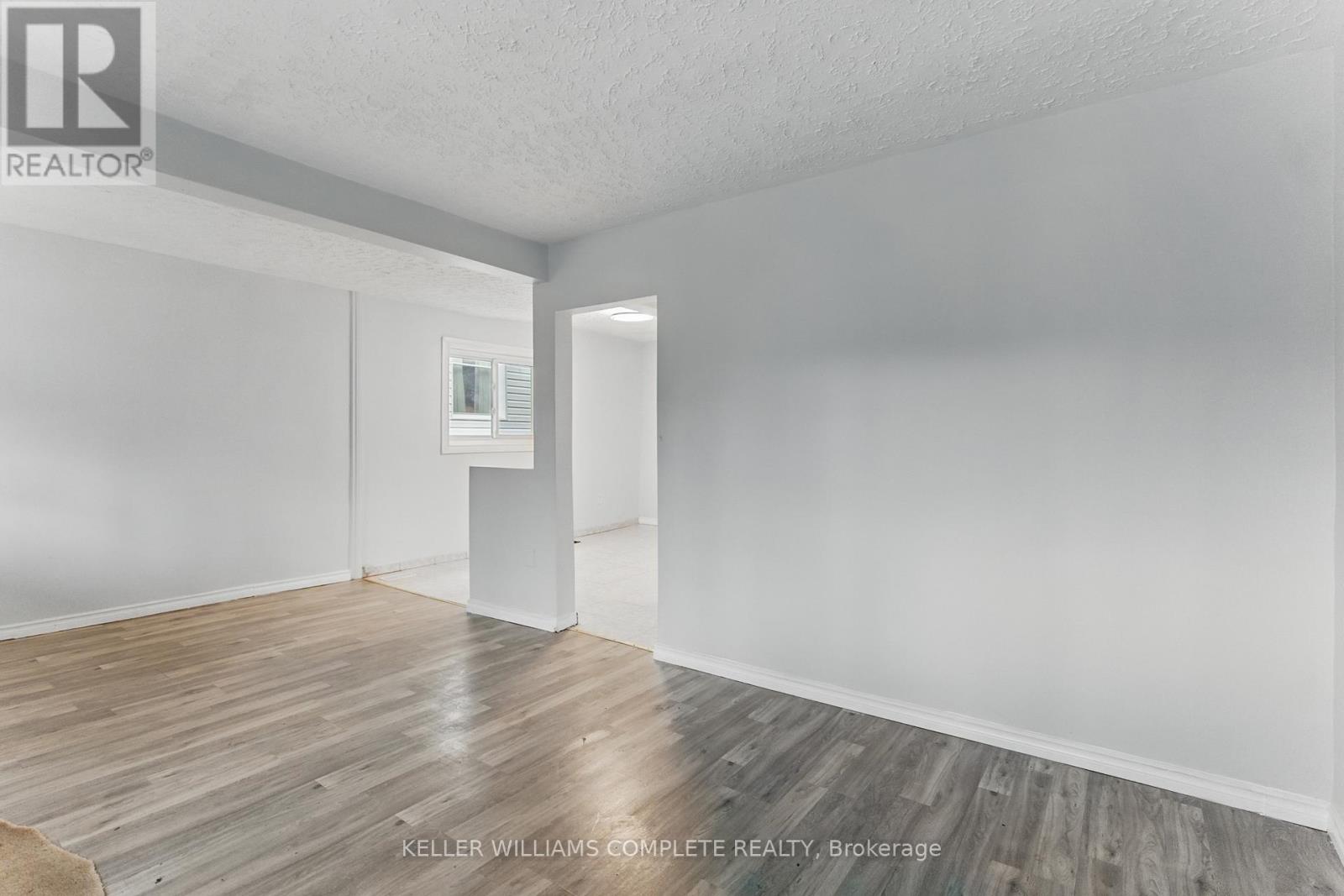 57 Beechwood Avenue, Hamilton (Beasley), Ontario  L8L 2S5 - Photo 10 - X12048197