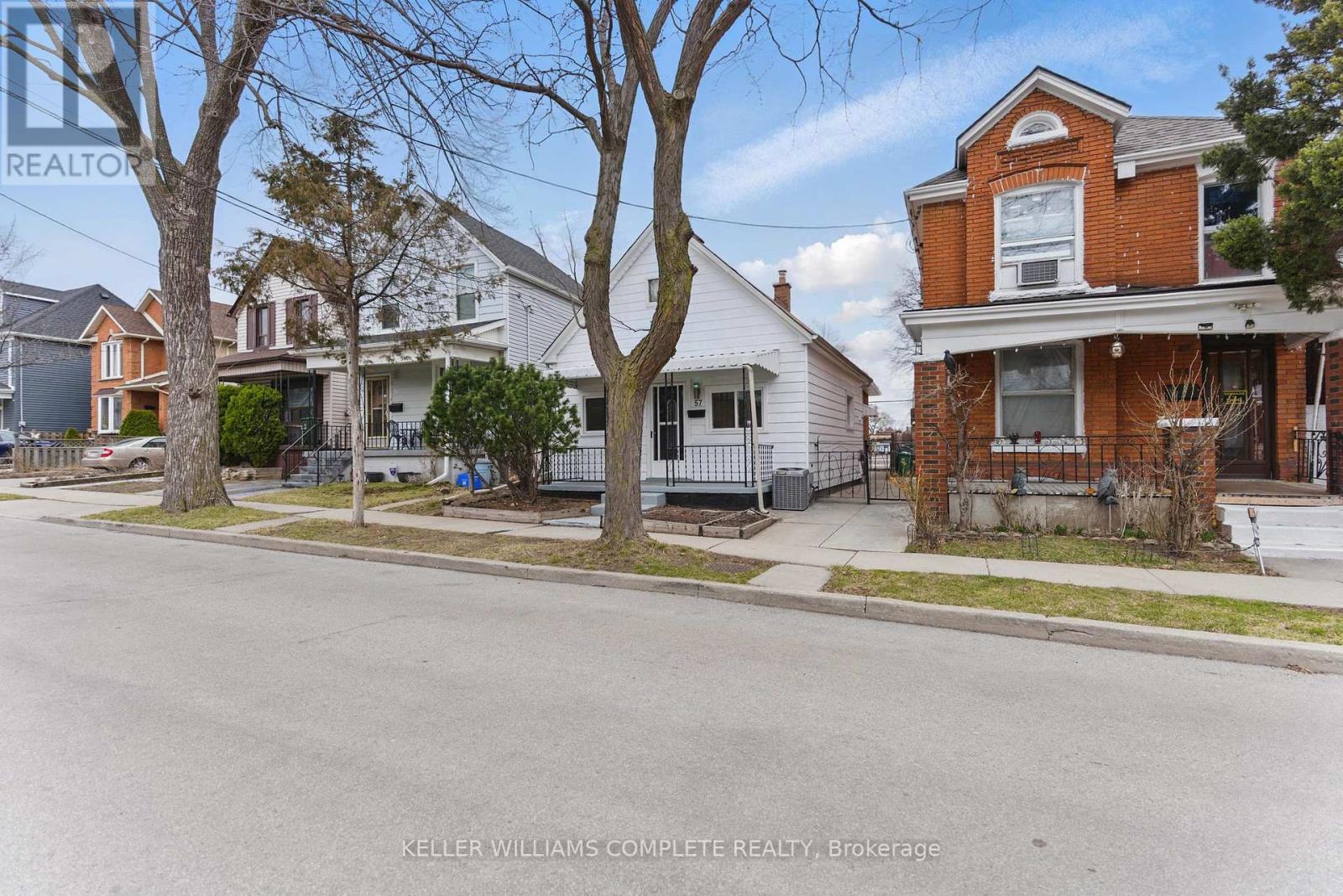 Property at 57 BEECHWOOD AVENUE image 3