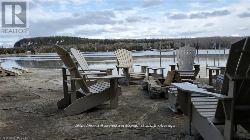 38 North Shore Road, Northern Bruce Peninsula, Ontario  N0H 1W0 - Photo 12 - X12048210