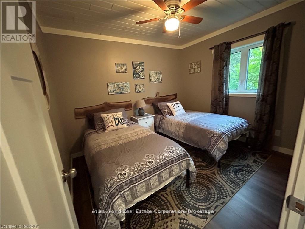 38 North Shore Road, Northern Bruce Peninsula, Ontario  N0H 1W0 - Photo 30 - X12048210