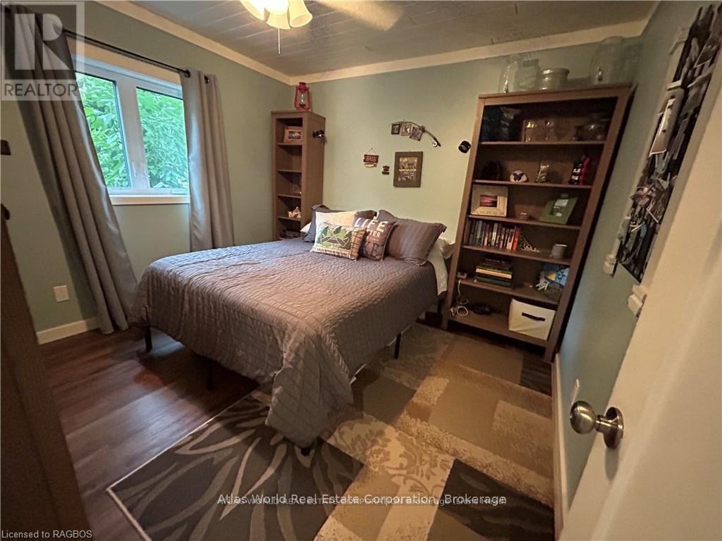 38 North Shore Road, Northern Bruce Peninsula, Ontario  N0H 1W0 - Photo 31 - X12048210