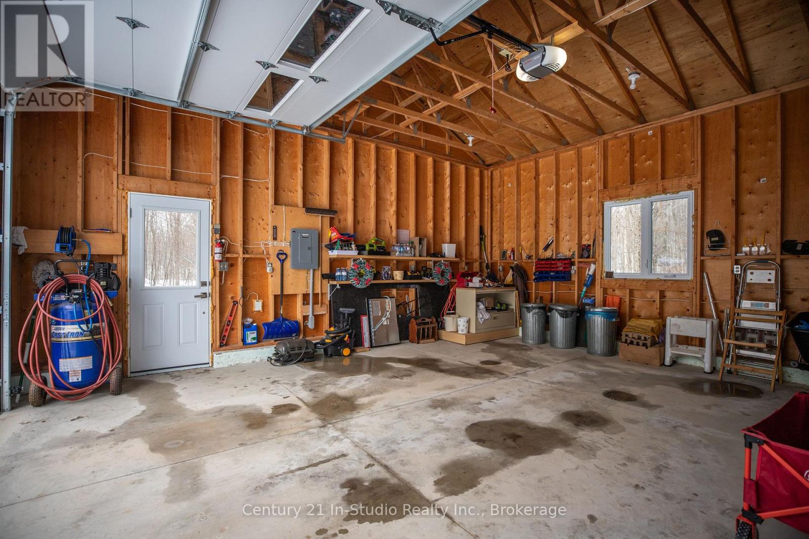 636354 Euphrasia-Holland Townline, Chatsworth, Ontario  N0H 1R0 - Photo 11 - X12048287