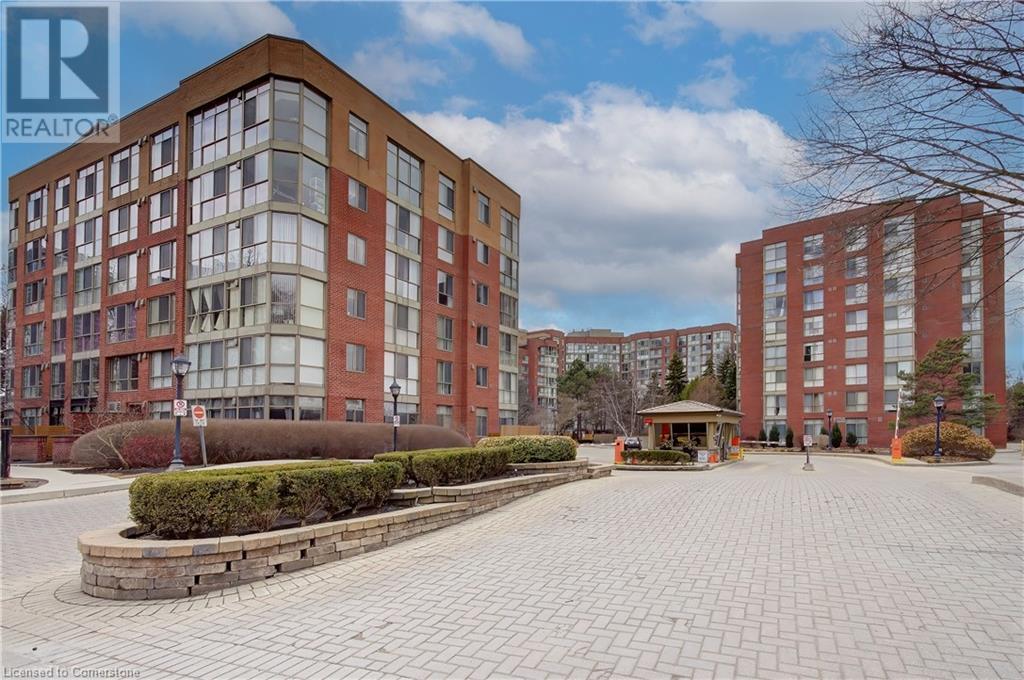 Property at 24 SOUTHPORT Street Unit# 756 image 3