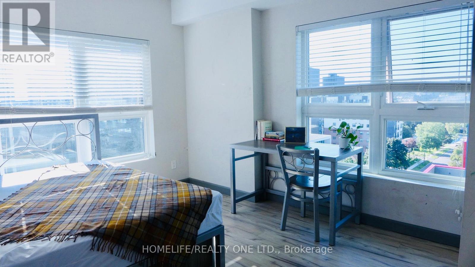 1153 - 258a Sunview Street, Waterloo, Ontario  N2L 3V9 - Photo 4 - X12048264