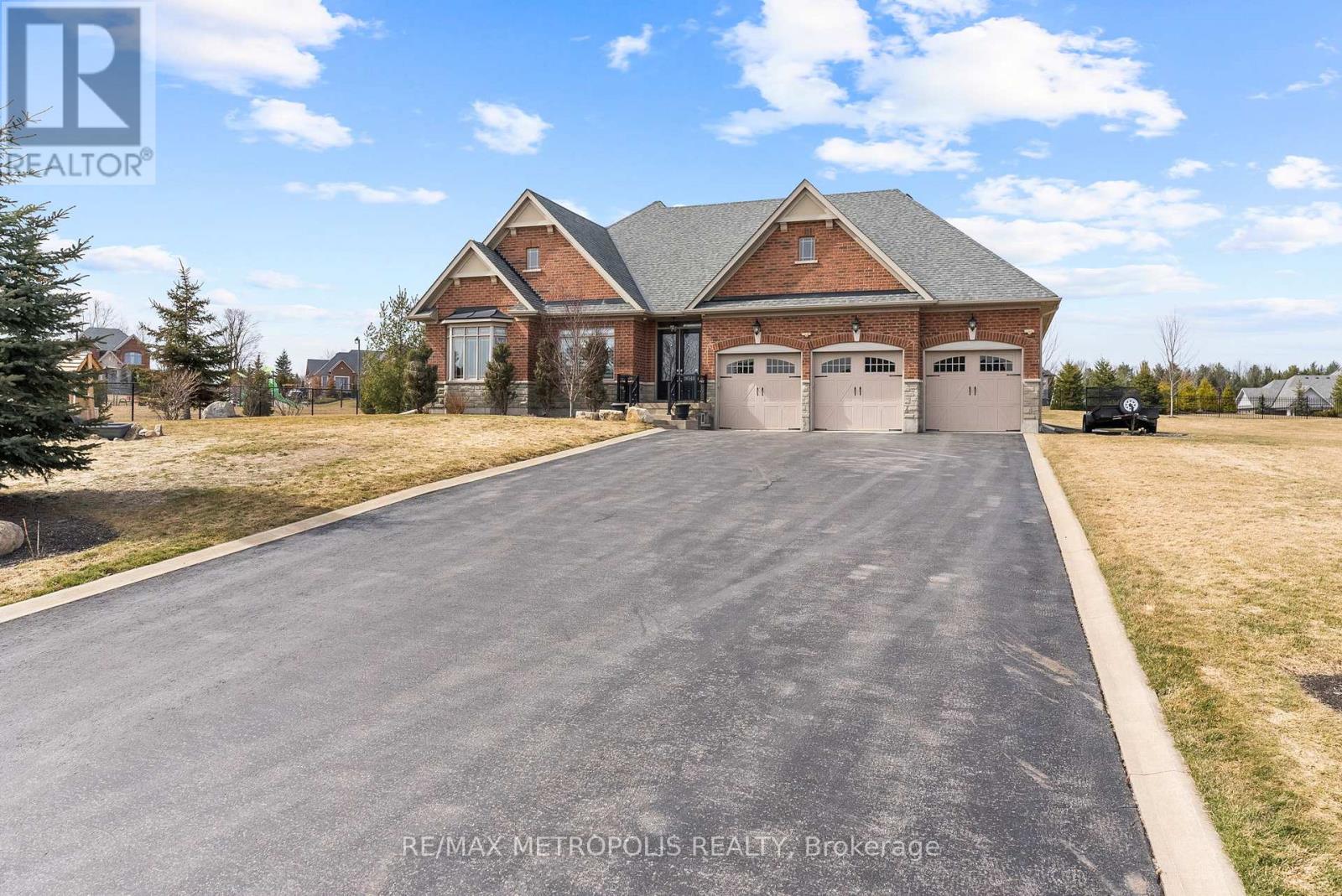 Property at 8 NATURE'S LANDING DRIVE image 1