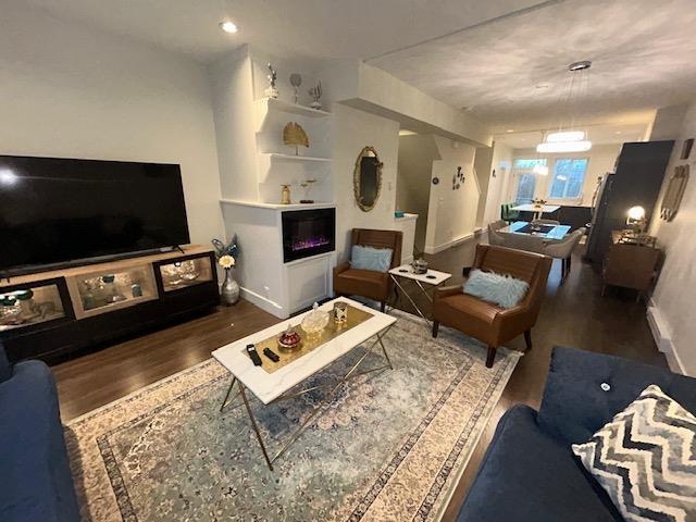Property at 17 21150 76A AVENUE image 3