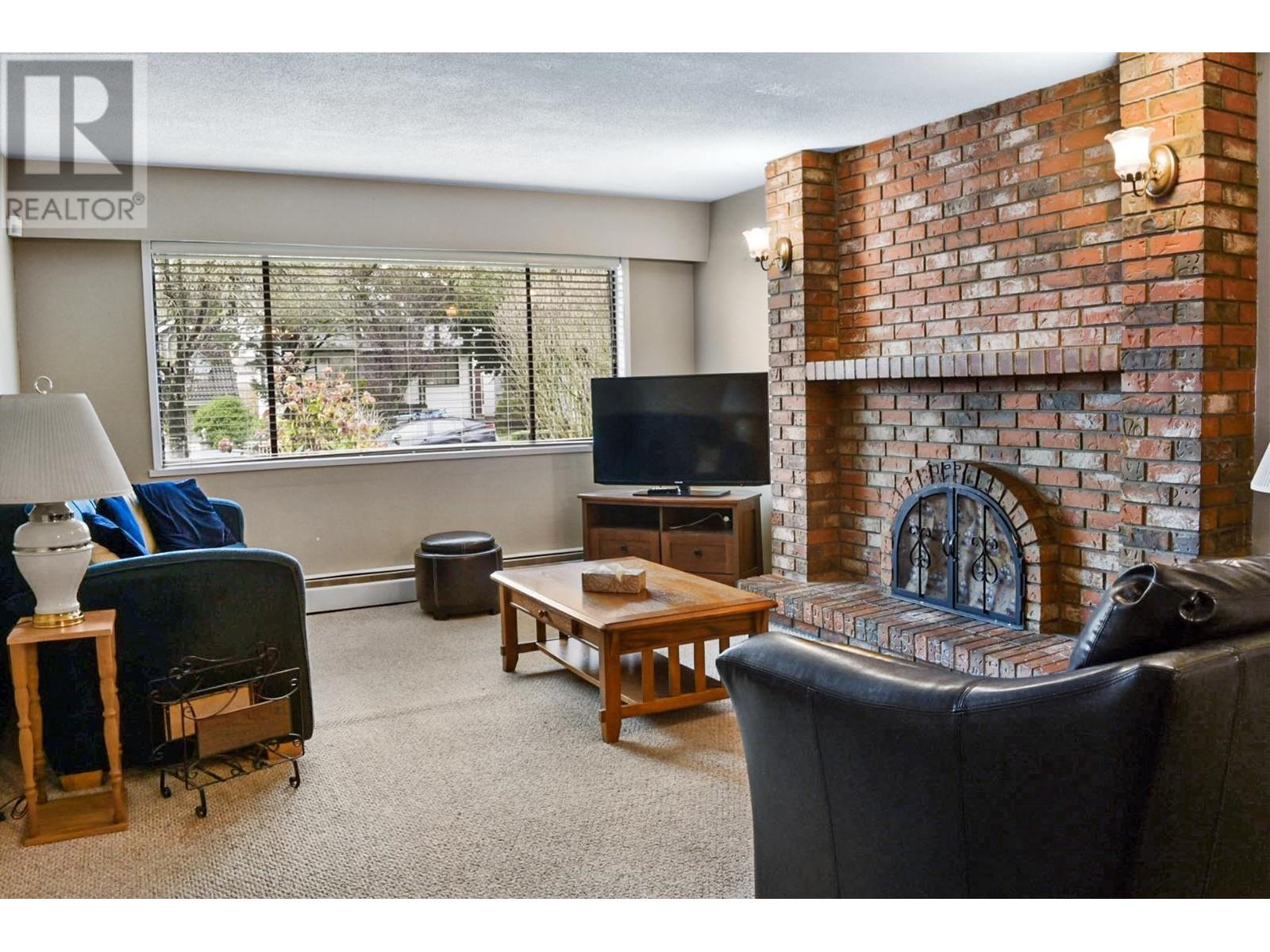 2944 E 4th Avenue, Vancouver, British Columbia  V5M 1L2 - Photo 8 - R2983168