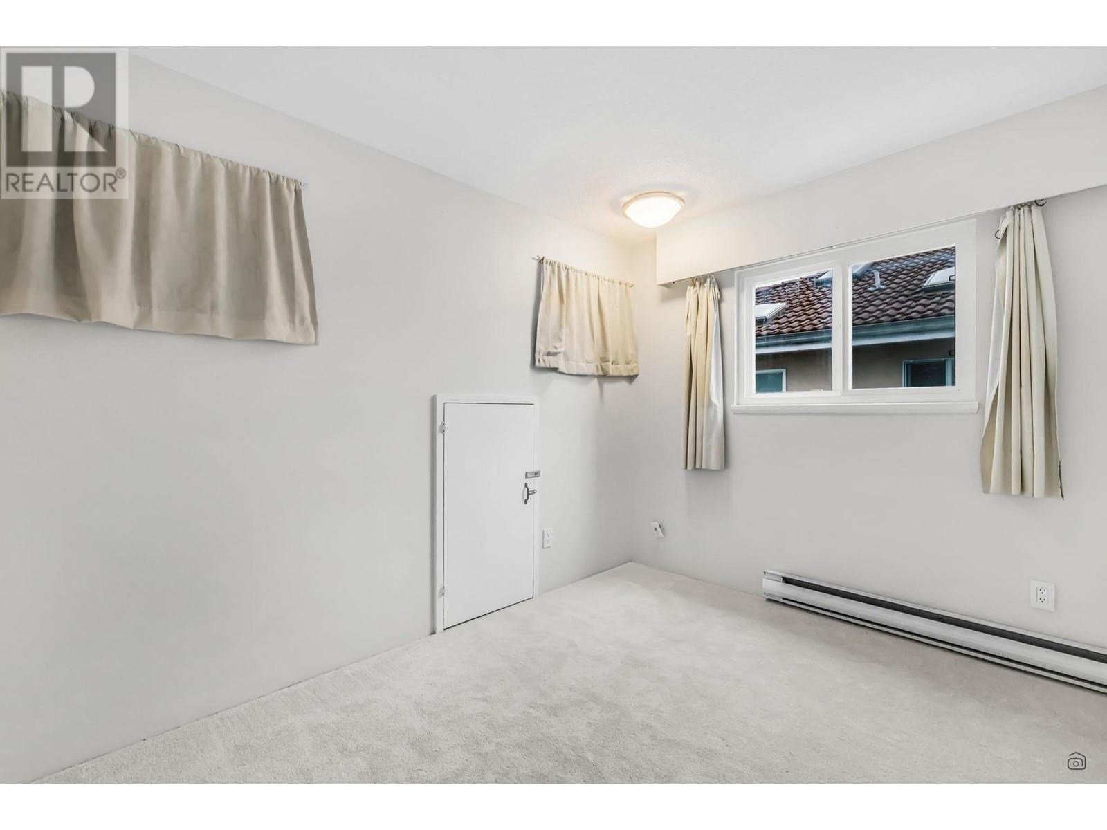 7996 Prince Edward Street, Vancouver, British Columbia  V5X 3R6 - Photo 15 - R2968224
