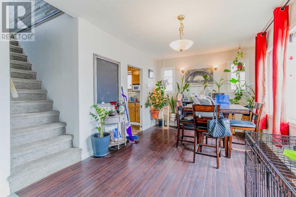 Property at 244 14 Street N image 4