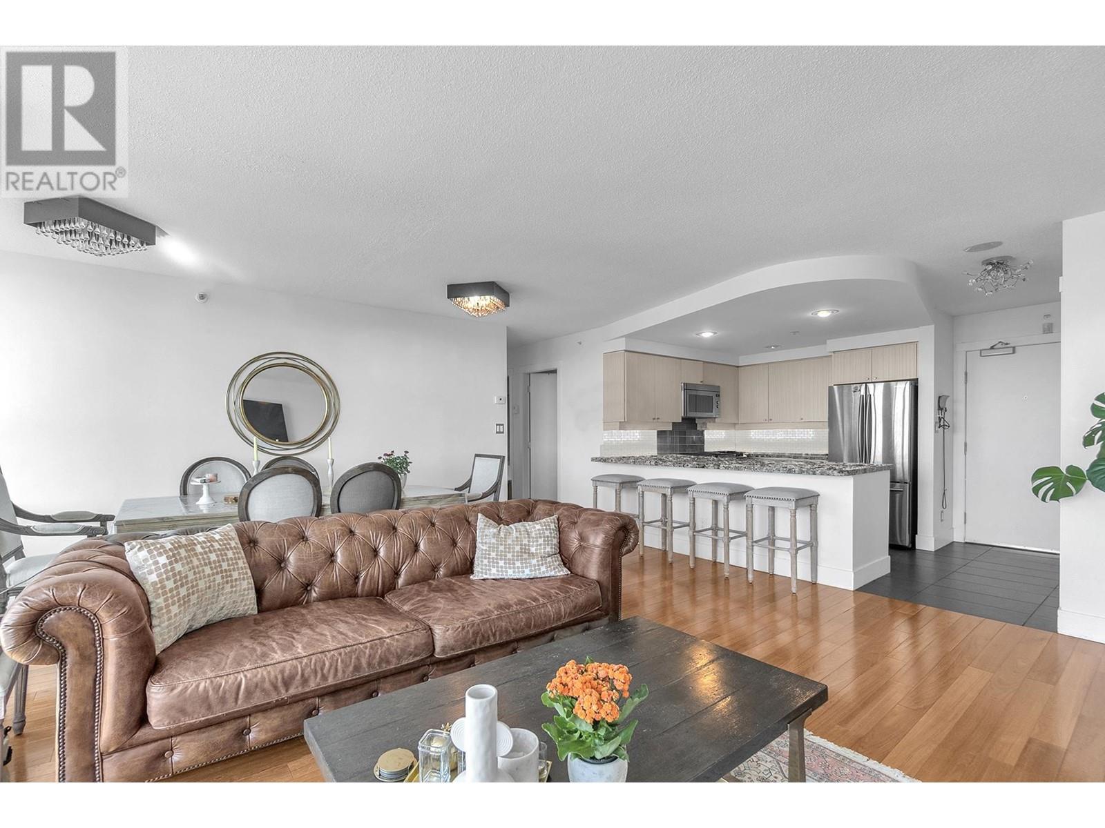 Listing Picture 5 of 32 : 3005 1009 EXPO BOULEVARD, Vancouver / 溫哥華 - 魯藝地產 Yvonne Lu Group - MLS Medallion Club Member