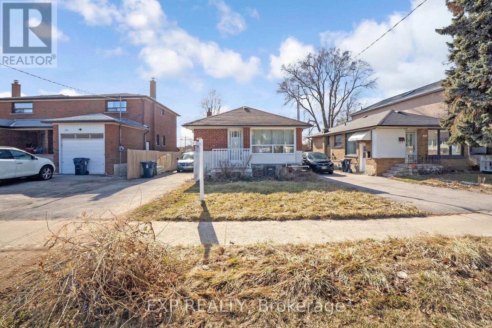 Property at 32 LINDEN AVENUE image 1